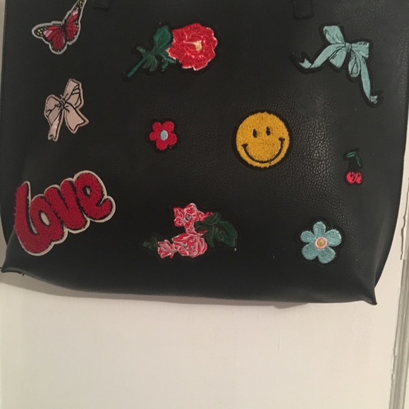 Handbag - Picture 2 of 3